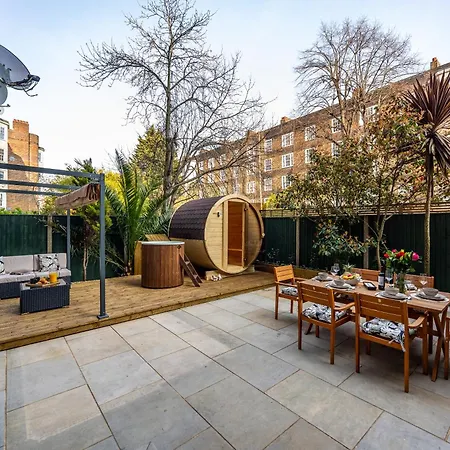 Modern 4 Bed Flat Prime Central London Location